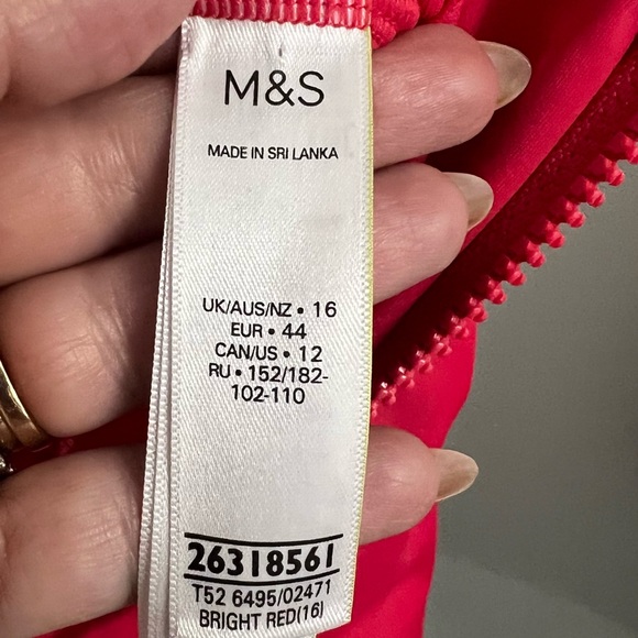 Marks and Spencer one piece swimsuit. - Picture 3 of 5